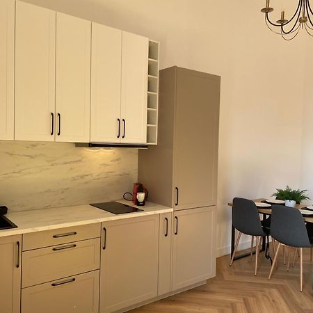Apartamento Alexander Flat_Alecsandri Oradea Exterior foto