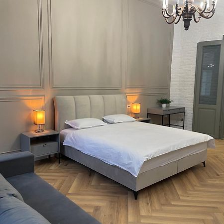 Apartamento Alexander Flat_Alecsandri Oradea Exterior foto