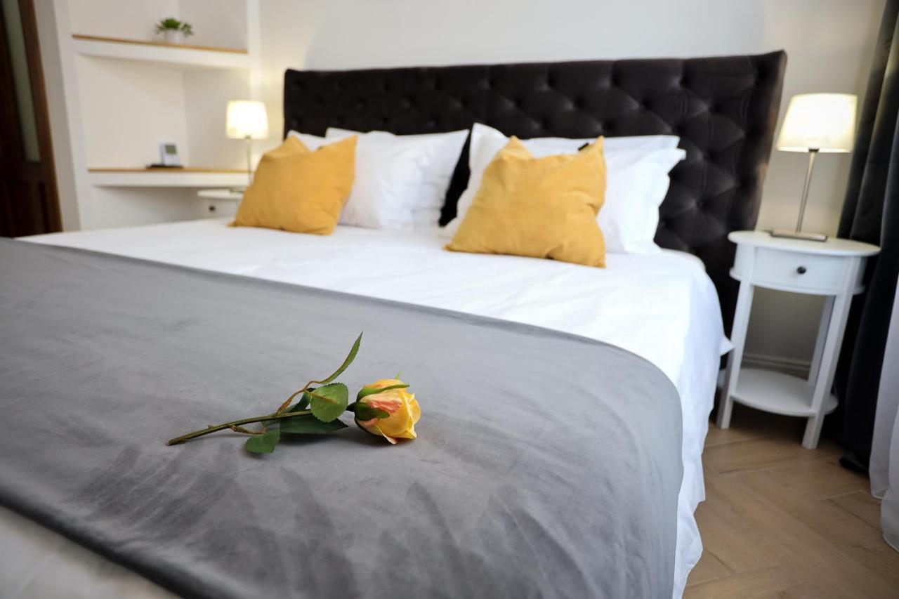 Apartamento Alexander Flat_Alecsandri Oradea Exterior foto