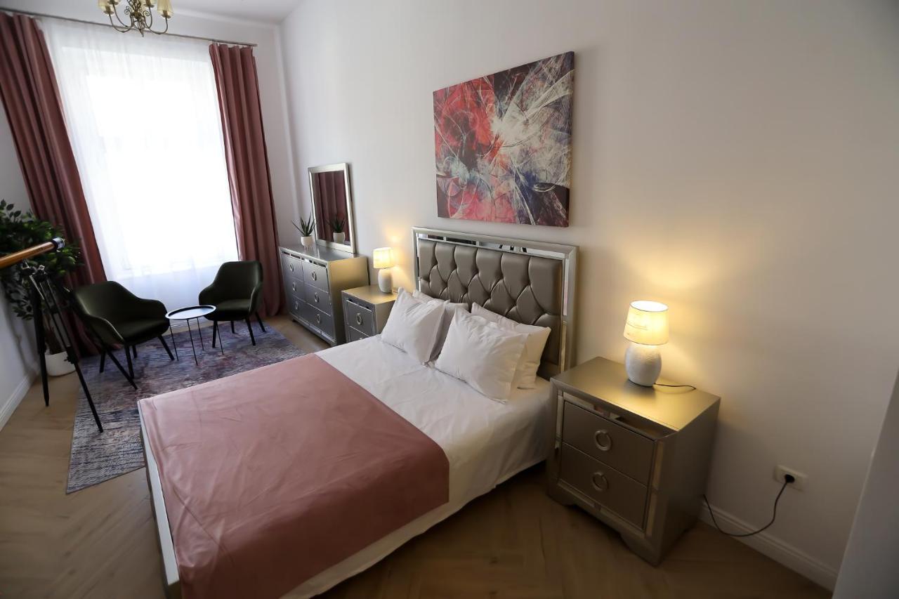 Apartamento Alexander Flat_Alecsandri Oradea Exterior foto